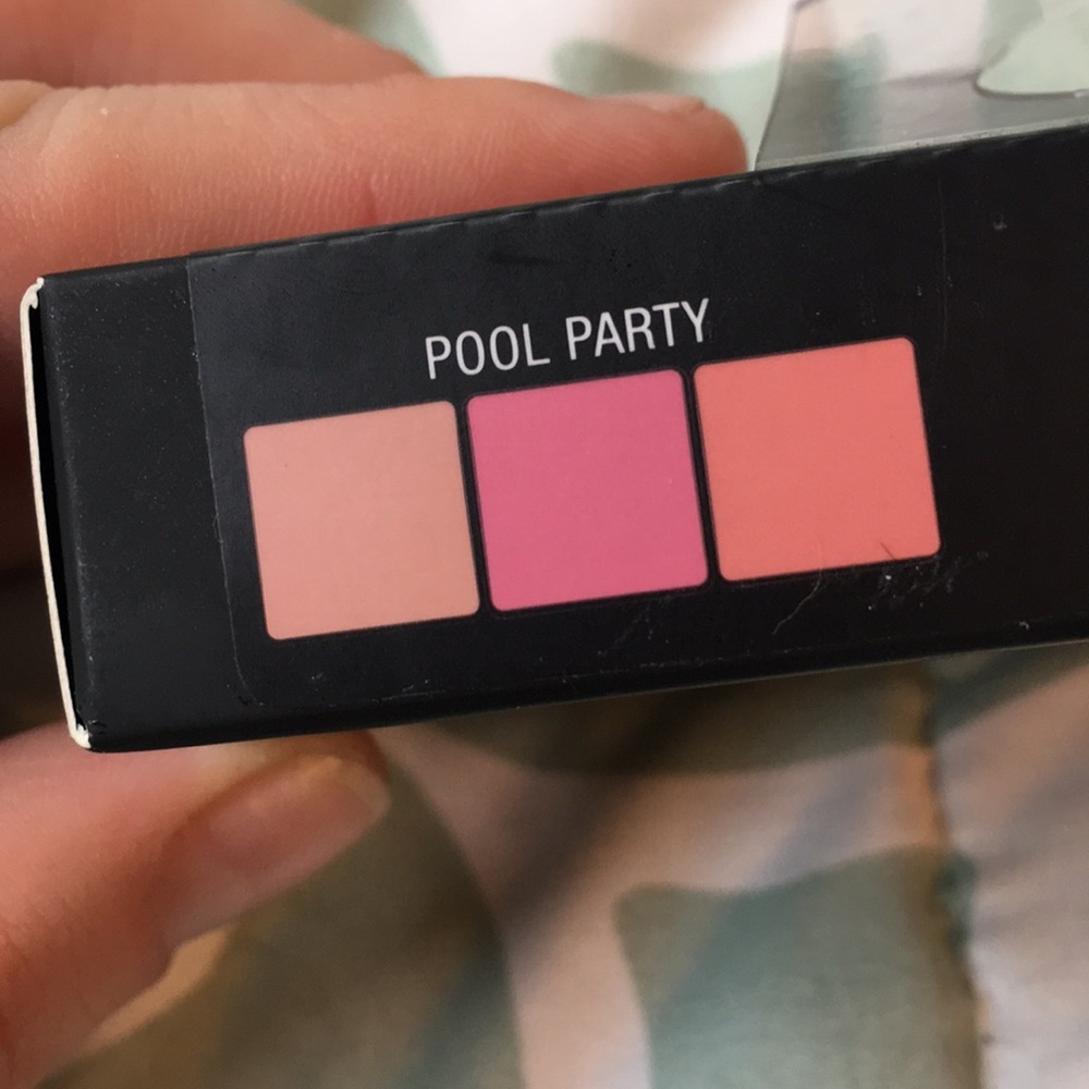 **SOLD**NIB ABH Blush Trio - Pool Party - Picture 3 of 4